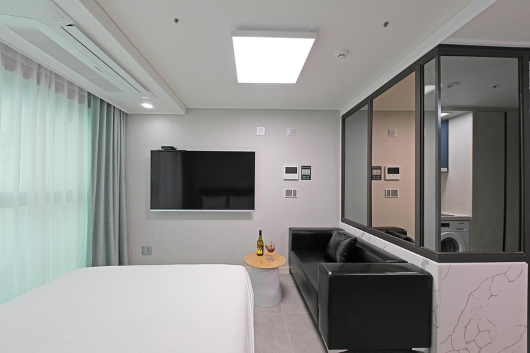 Bedroom 4, Elmomento Gwangan Residence, Suyeong