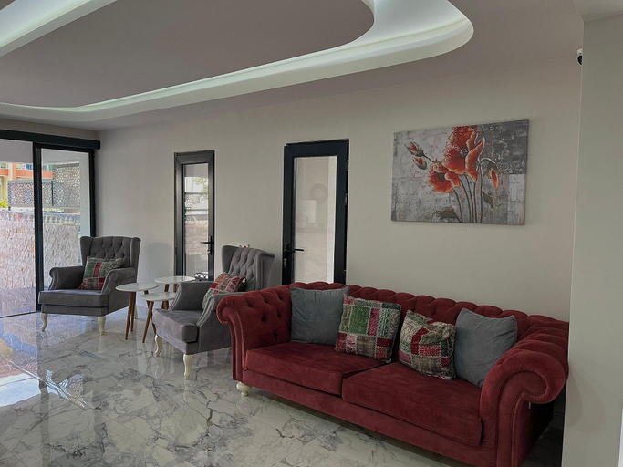 Others 4, Jest Otel, Kemer