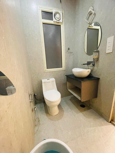 Bathroom, Hotel Kapson Palace, Bareilly