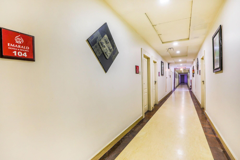 Public Area 2, Fabhotel Welcare Emerald, Chennai