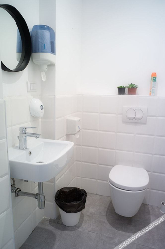 Bathroom 5, Good People Design Hostel, Belgrade