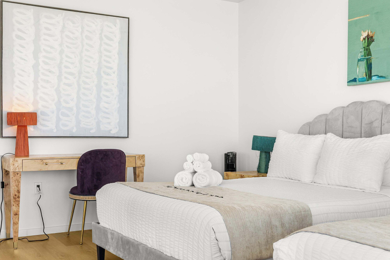 Bedroom 3, @marbella Lane - Chic 2BR Penthouse w/ Ocean Views, Los Angeles