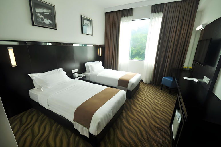 Bedroom 8