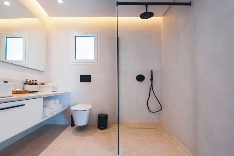 Bathroom 5, WellClub Resort - Suites & Wellness