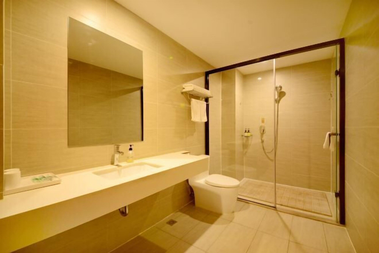 Bathroom 4, Yoke Hotel, Taiyuan