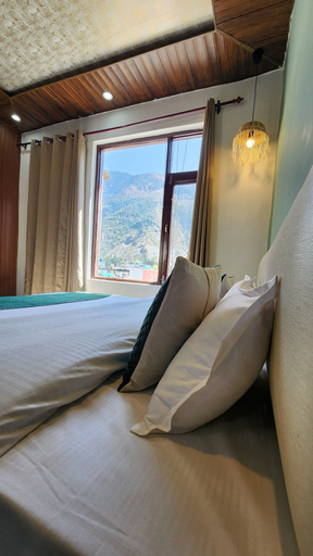 Others 2, Hotel Mahadev, Kangra