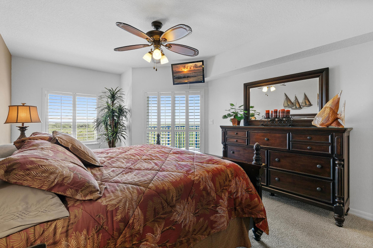 Others 3, Oceanwalk 9-604, Volusia