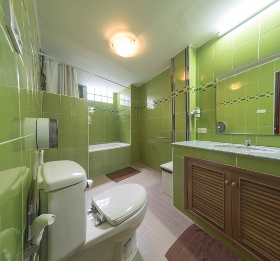 Bathroom 3, Augusta - Hostel, Wattana