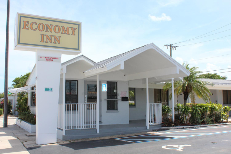Others 5, Economy Inn, Palm Beach