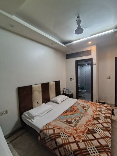 Others 5, Hotel Sudershan Palace, Delhi