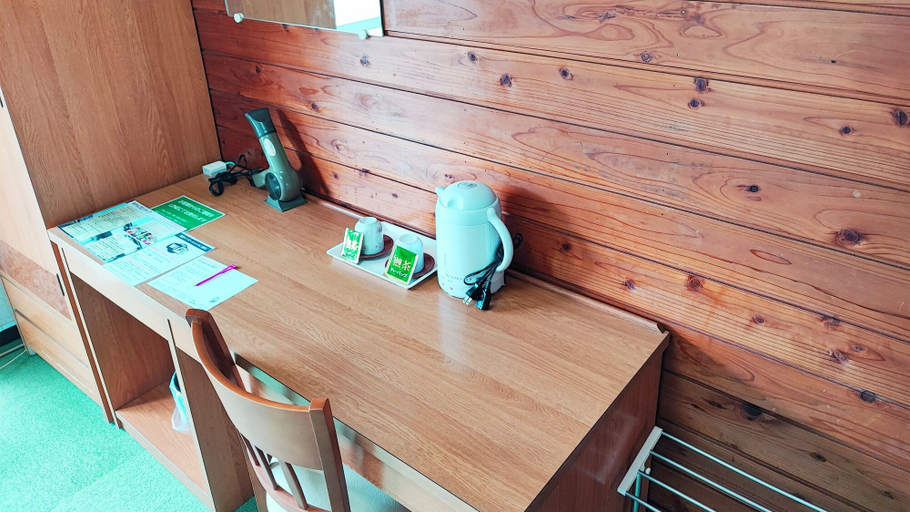 Others 4, Hotel Frontier, Ishinomaki