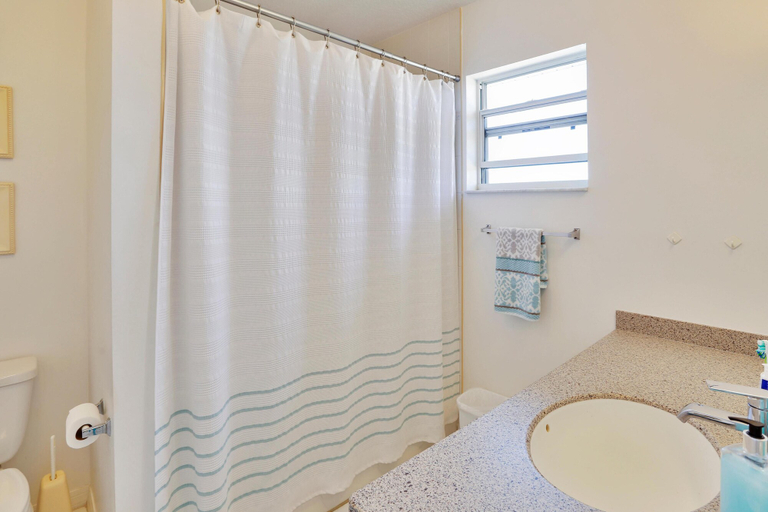 Bathroom, Amadeus 10, Pinellas