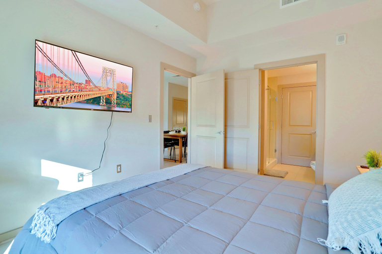 Bedroom 3, DC Getaway Comfort Apartments, Arlington