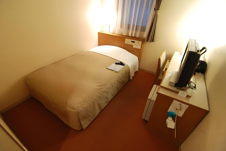 Bedroom 3, Hotel New Star Ikebukuro, Toshima