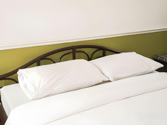 Bedroom 9