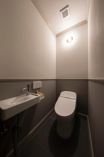 Bathroom 3