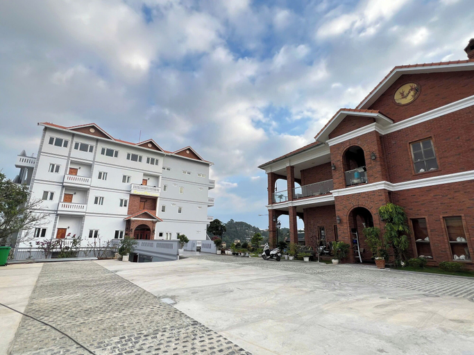 Exterior & Views 2, CandlePine Suites, Đà Lạt