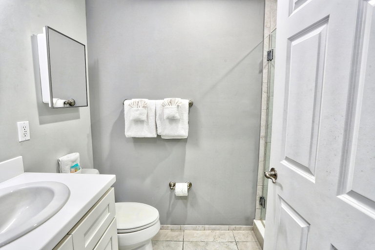 Bathroom 5, Madeira Bay Resort I 1504, Pinellas