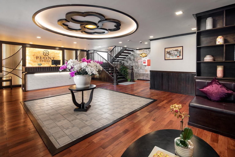 Public Area, Peony Cruise managed by Big Bay Group, Hạ Long
