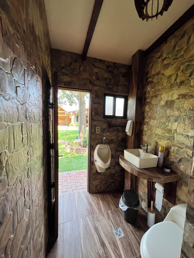 Bathroom, Casa Por Temporadas, Andrés Ibáñez