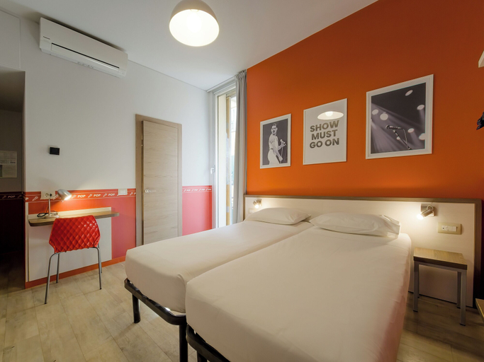 Bedroom 8