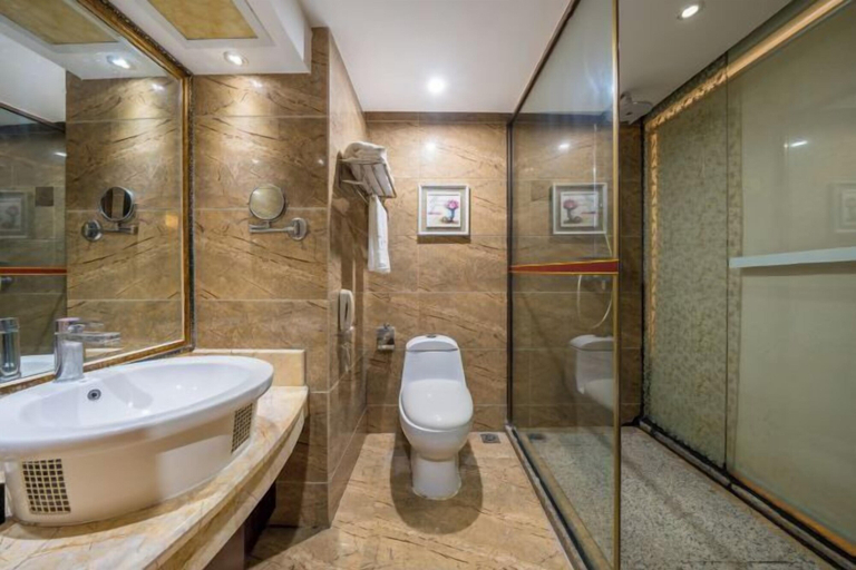 Bathroom 4, Xixiangfeng International Hotel (Pingxiang Railway Station), Chongzuo
