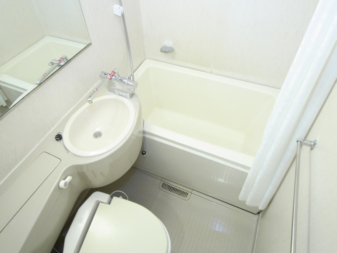 Bathroom 4, Hotel Claiton Shin-Osaka, Osaka