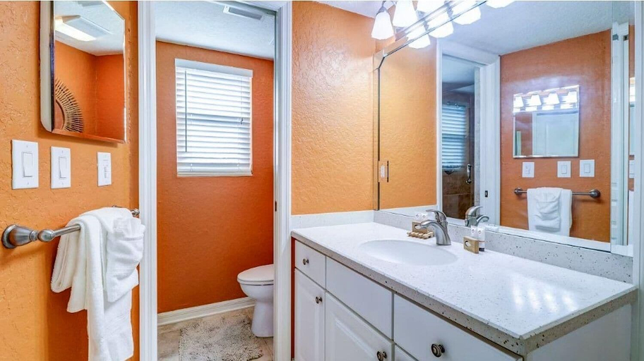 Others 4, Beach Haven #C7, Pinellas