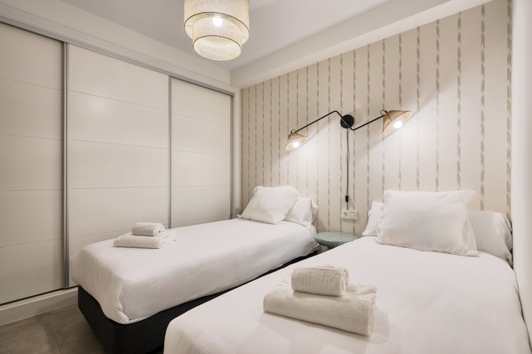 Others 3, San Francisco Top-Luxury by Homing U, Sevilla
