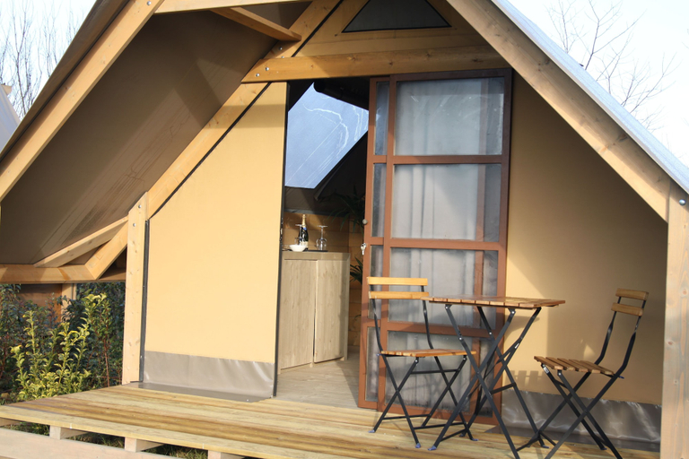 Others, Glamping Castel Dell'Aquila, Massa Carrara