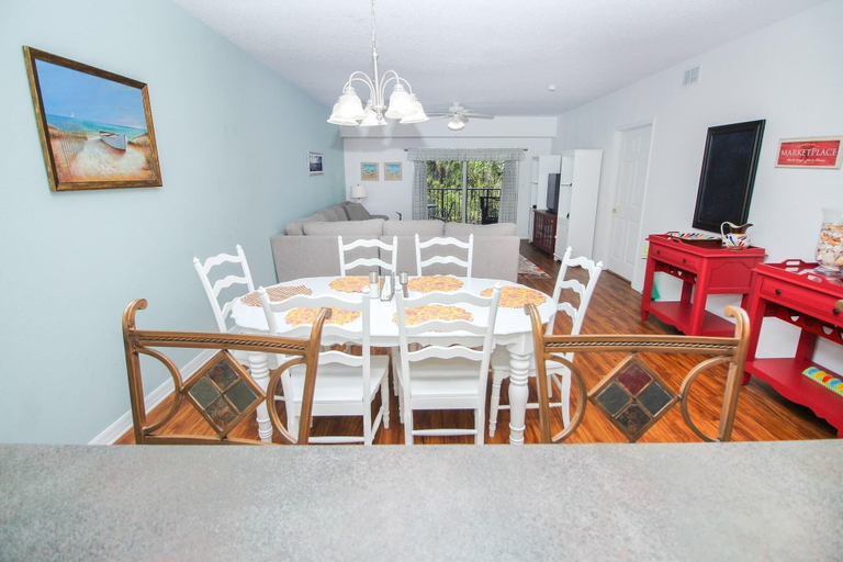 Food & Drinks 5, Oceanwalk 9-204, Volusia