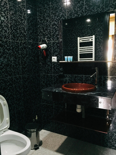 Bathroom 3, Old City, Batumi