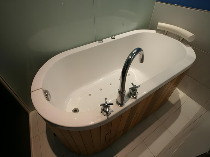 Bathroom 4, Dong Seoul Hotel, Gwang-jin