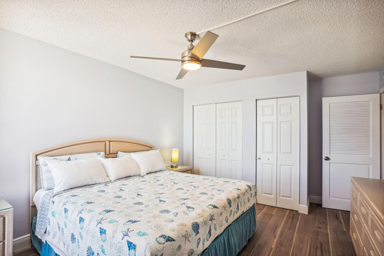 Bedroom 2, Madeira Vista 601, Pinellas