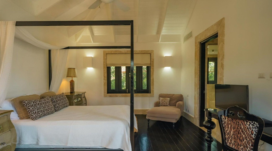 Bedroom 4, Dramatic Luxury Villa With Golf and Ocean View Walking Distance From the Beach, Salvaleon de Higuey