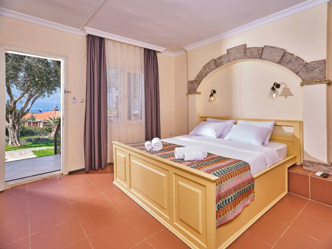 Bedroom 5, Club Resort Atlantis - All inclusive, Seferihisar