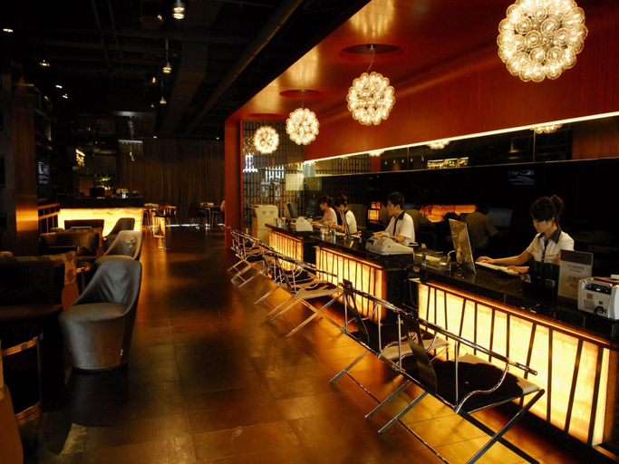 Food & Drinks 4, Housing International Hotel Qingdao, Qingdao