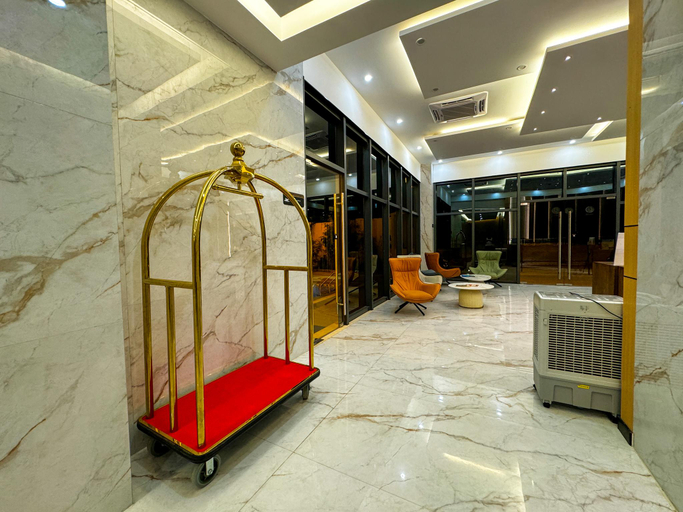 Public Area 3, Venus Royale Hotel, Coron