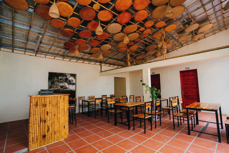 Food & Drinks 5, Trang An Freedom Hood, Hoa Lư