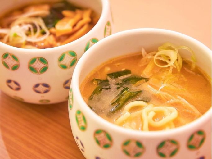 Food & Drinks 11