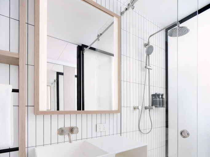 Bathroom 21