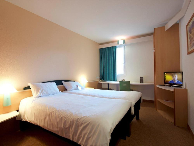Exterior & Views 2, ibis Albi, Tarn
