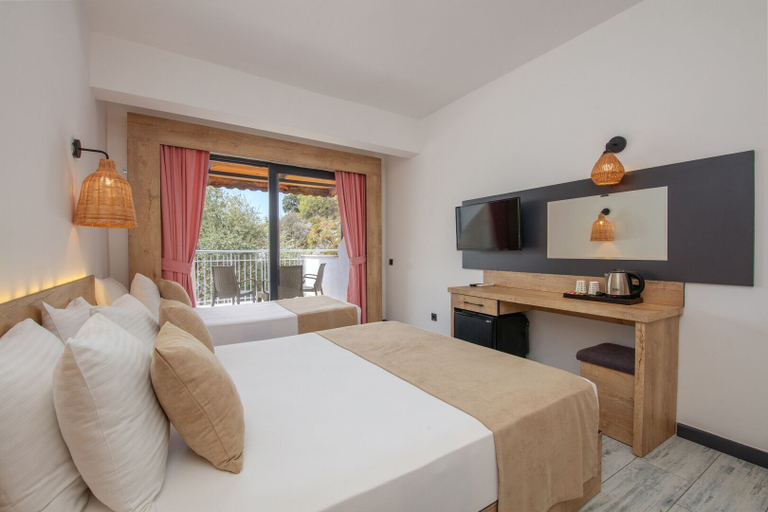 Bedroom 5, Hotel Meri All Inclusive, Fethiye