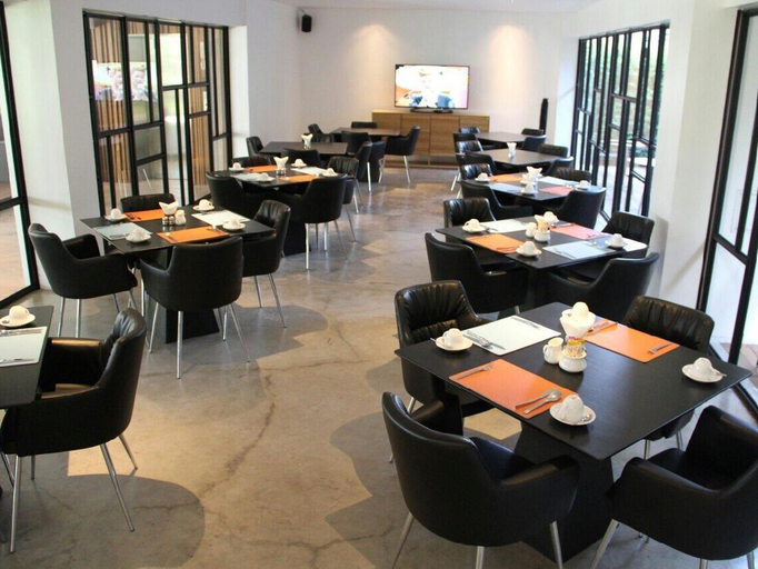Others 5, UMA Residence, Dusit