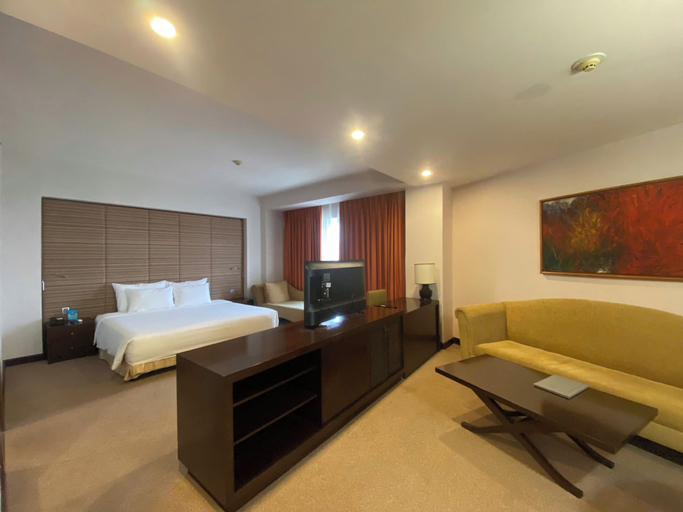 Bedroom 8