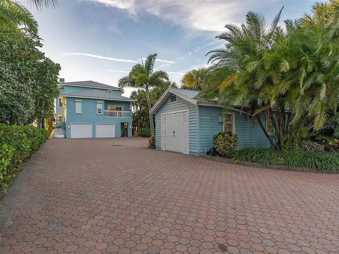 Exterior & Views 2, Walks On The Shore, Pinellas