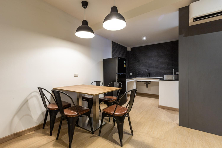 Dining Room 7