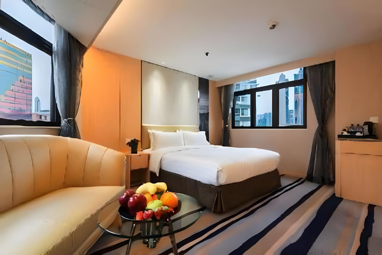 Bedroom 14