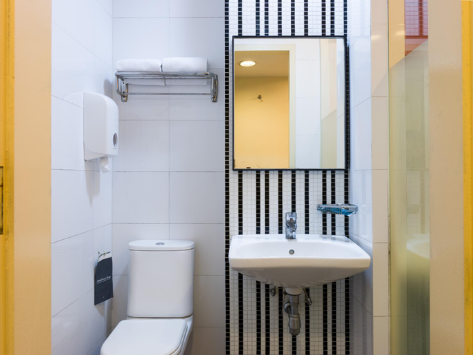 Bathroom 4