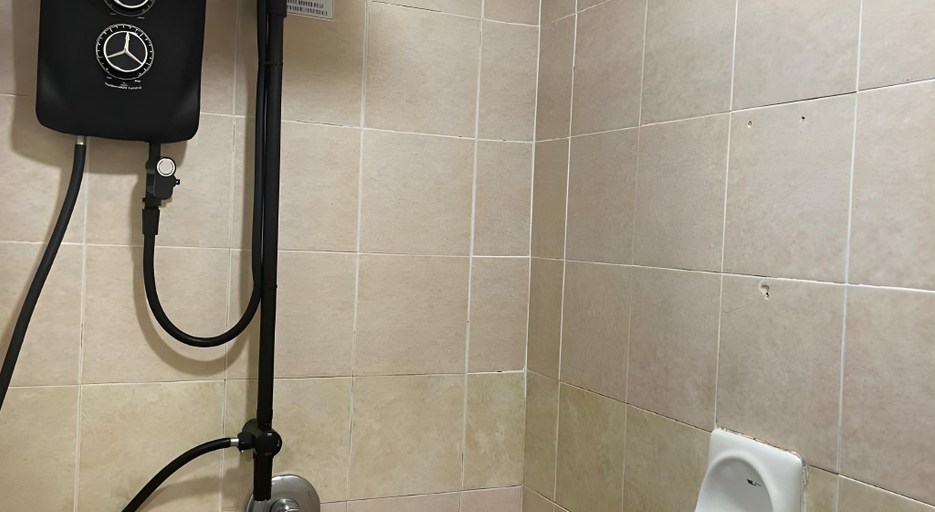 Bathroom 9